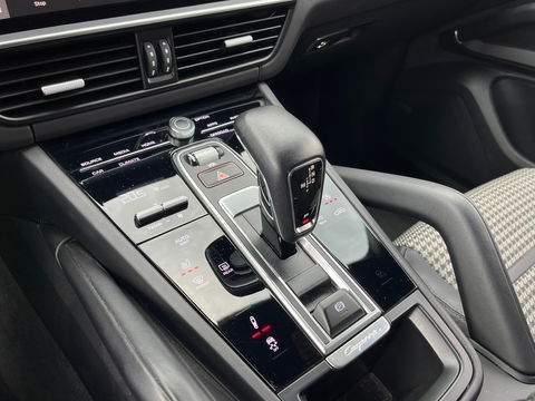 Porsche Cayenne Coupé 4.0 GTS|Techart|Carbon|Lichtgewicht-Pakket|Bose|Head-Up|Sportchrono|PDLS+|Carplay|460PK