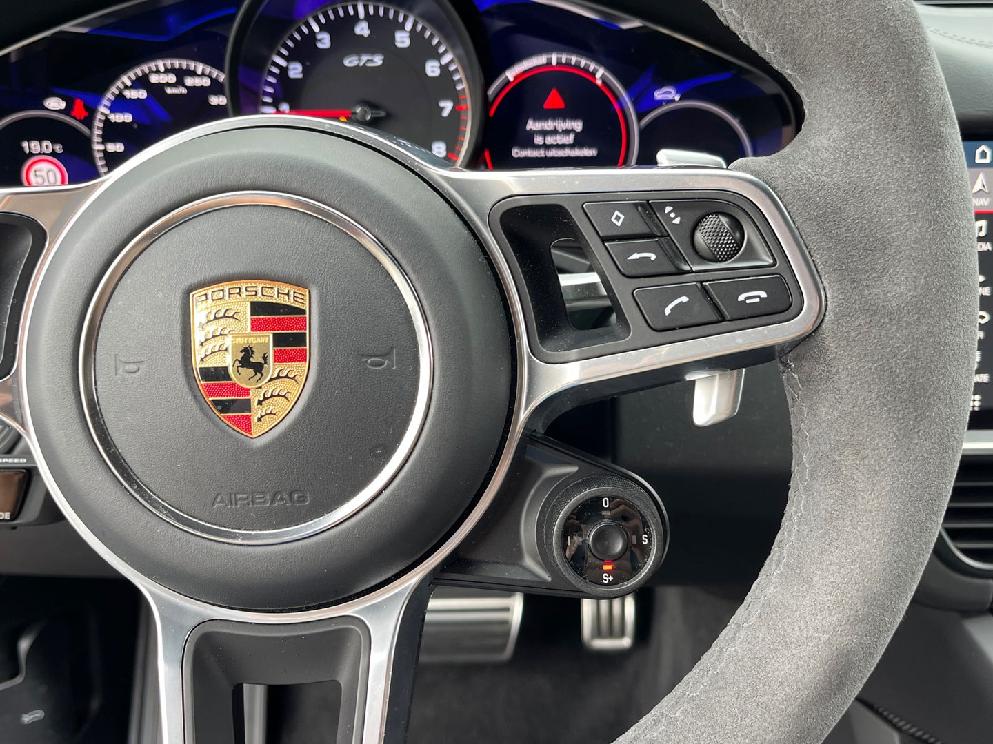 Porsche Cayenne Coupé 4.0 GTS|Techart|Carbon|Lichtgewicht-Pakket|Bose|Head-Up|Sportchrono|PDLS+|Carplay|460PK