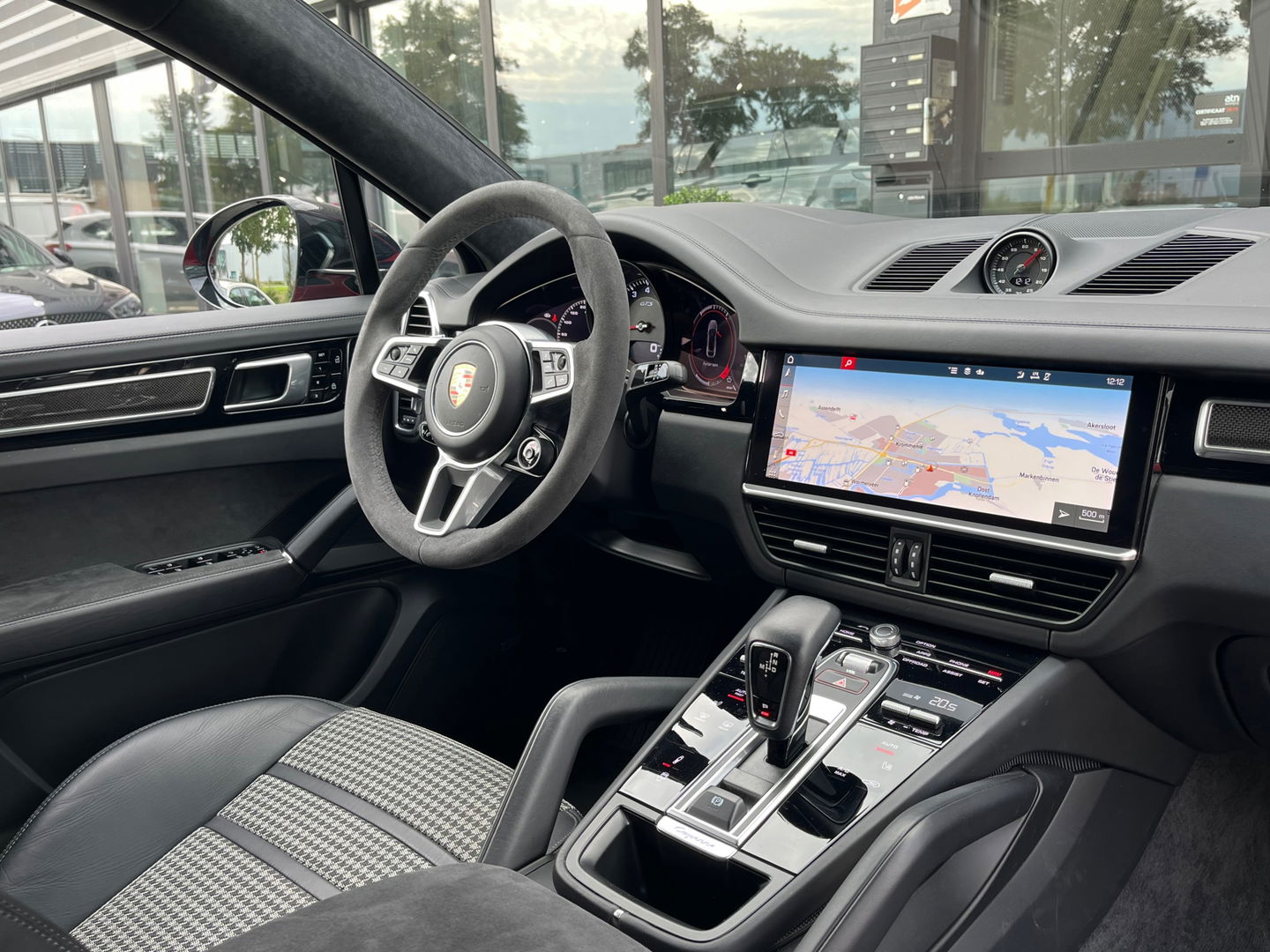 Porsche Cayenne Coupé 4.0 GTS|Techart|Carbon|Lichtgewicht-Pakket|Bose|Head-Up|Sportchrono|PDLS+|Carplay|460PK