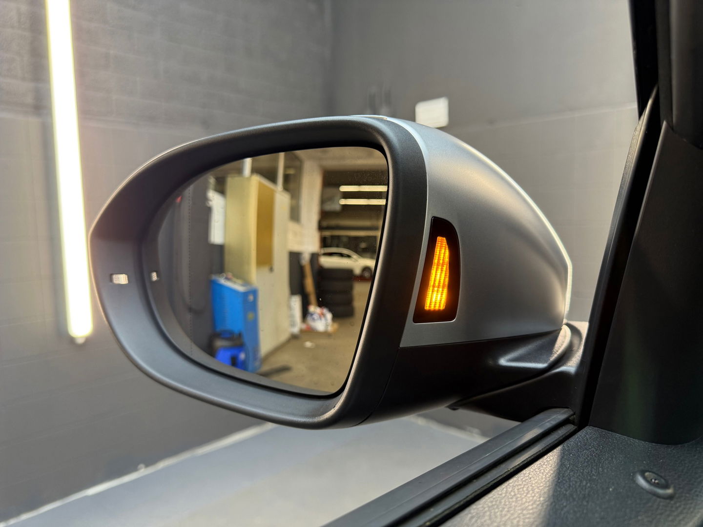 Volkswagen T-Roc 2.0 TSI 4Motion R Pano|Akra|IQ|Keyless|DCC
