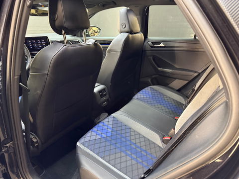 Volkswagen T-Roc 2.0 TSI 4Motion R Pano|Akra|IQ|Keyless|DCC