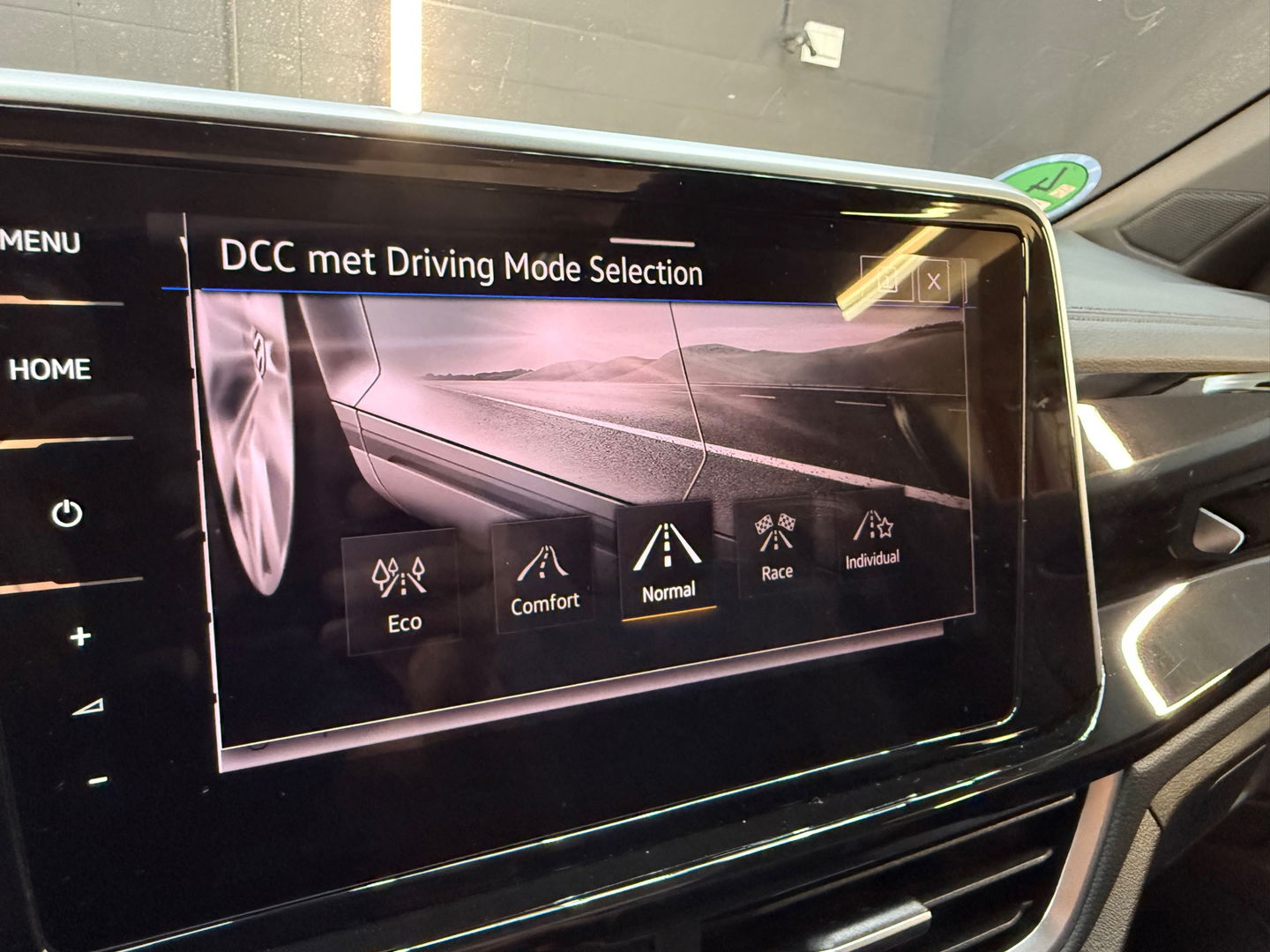 Volkswagen T-Roc 2.0 TSI 4Motion R Pano|Akra|IQ|Keyless|DCC