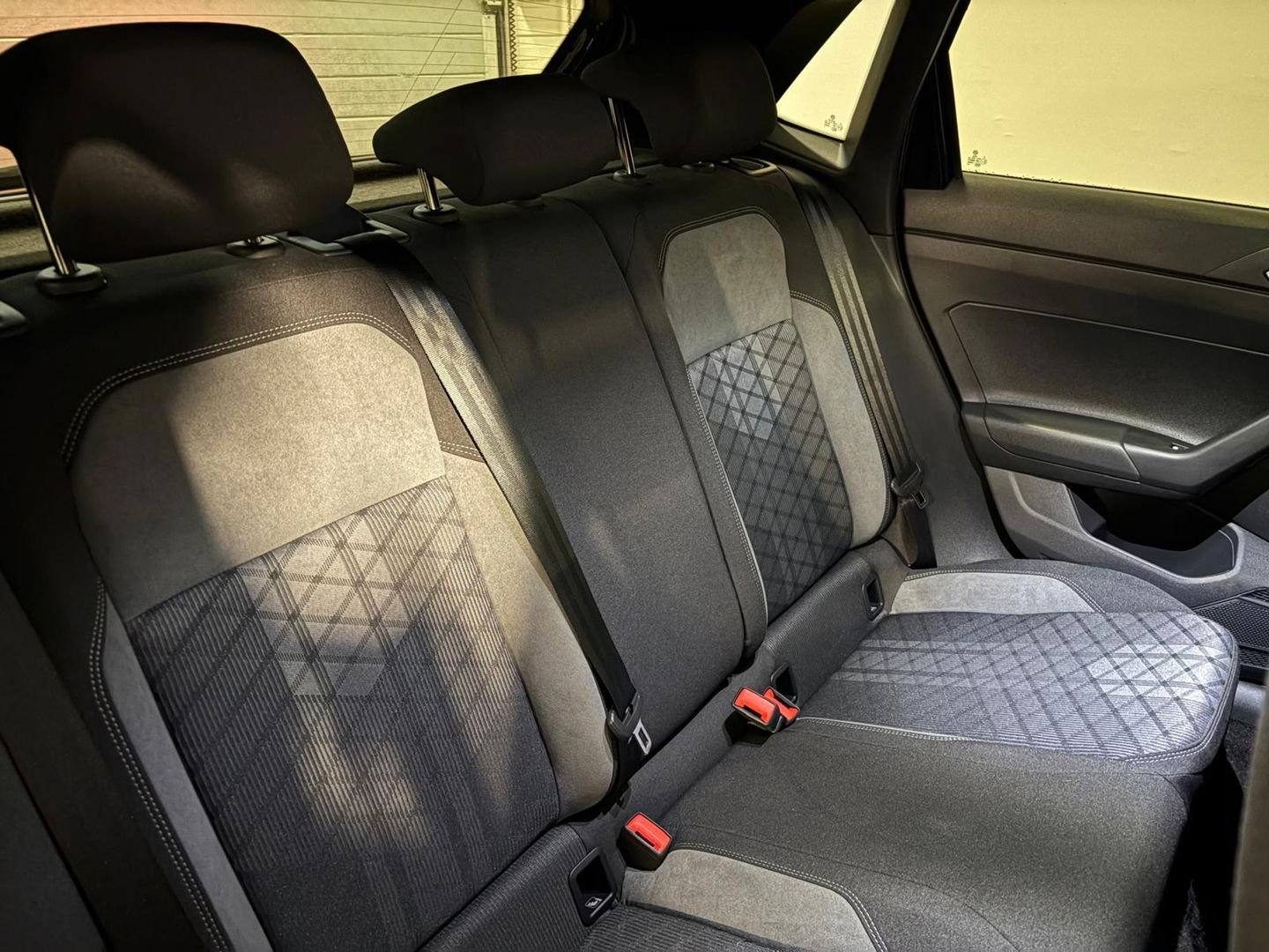 Volkswagen Polo 1.0 TSI R-Line Edition KEYLESS PANO