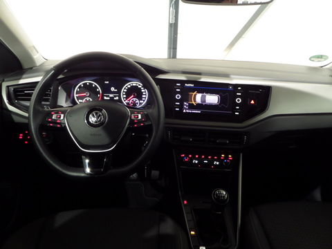 Volkswagen Polo 1.0 TSI Comfortline "Origineel NL!" Apple-Carplay Parkeersensoren Adaptive-Cruise Climatronic Dealer-onderhouden