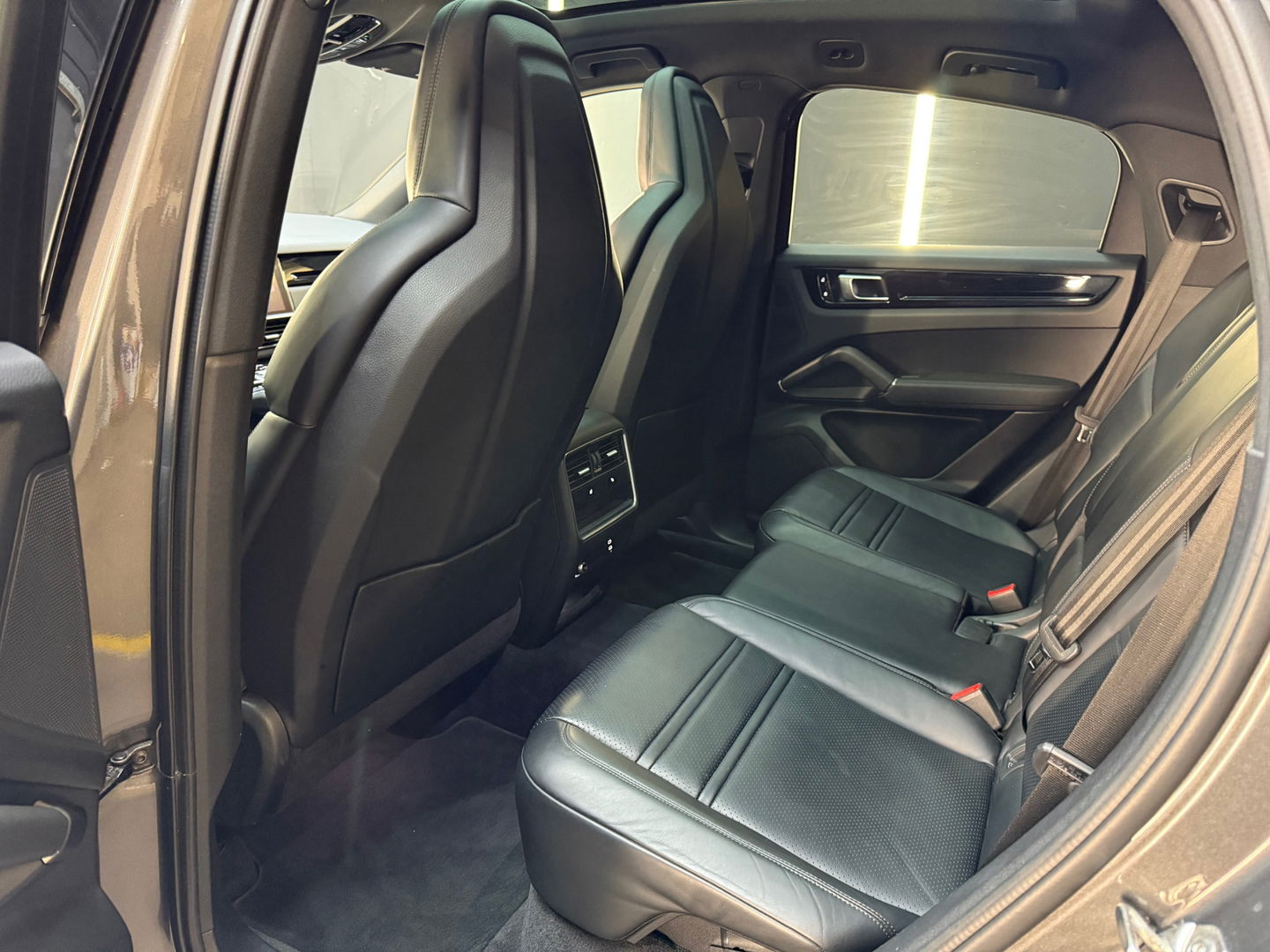 Porsche Cayenne Coupé 3.0 E-Hybrid Pano|Garantie|BTW|Trekhaak