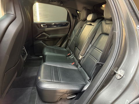 Porsche Cayenne Coupé 3.0 E-Hybrid Pano|Garantie|BTW|Trekhaak