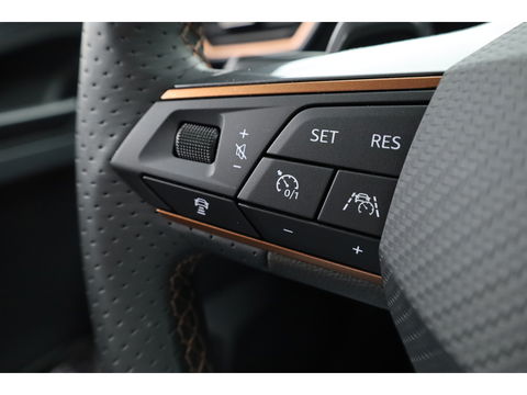CUPRA Leon Sportstourer 1.4 e-Hybrid 204pk | Navi | Adapt. Cruise | CarPlay | Keyless | Camera | Stoel-Stuurverw.