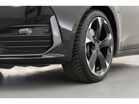 CUPRA Leon Sportstourer 1.4 e-Hybrid 204pk | Navi | Adapt. Cruise | CarPlay | Keyless | Camera | Stoel-Stuurverw.