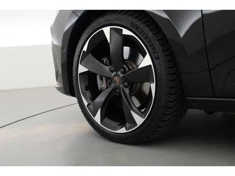 CUPRA Leon Sportstourer 1.4 e-Hybrid 204pk | Navi | Adapt. Cruise | CarPlay | Keyless | Camera | Stoel-Stuurverw.