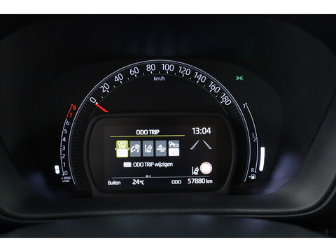 Toyota Aygo X 1.0 VVT-i MT first | Adapt. Cruise | Camera | Clima | Apple CarPlay | 17"