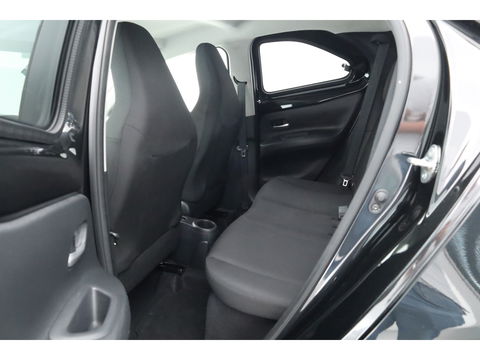 Toyota Aygo X 1.0 VVT-i MT first | Adapt. Cruise | Camera | Clima | Apple CarPlay | 17"