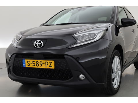 Toyota Aygo X 1.0 VVT-i MT first | Adapt. Cruise | Camera | Clima | Apple CarPlay | 17"
