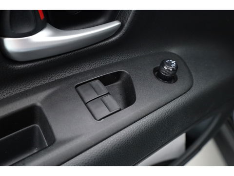 Toyota Aygo X 1.0 VVT-i MT first | Adapt. Cruise | Camera | Clima | Apple CarPlay | 17"