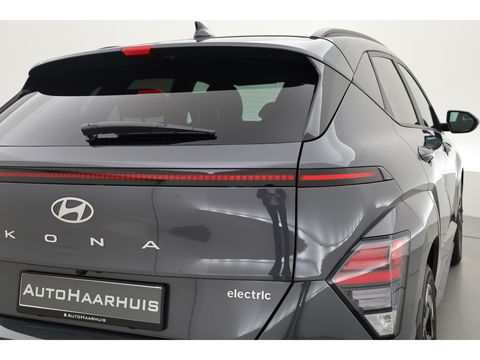 Hyundai KONA Electric N Line 65.4 kWh | Navi | Adapt. Cruise | Stoel- Stuurverw | Keyless | Camera | Elek. Achterklep