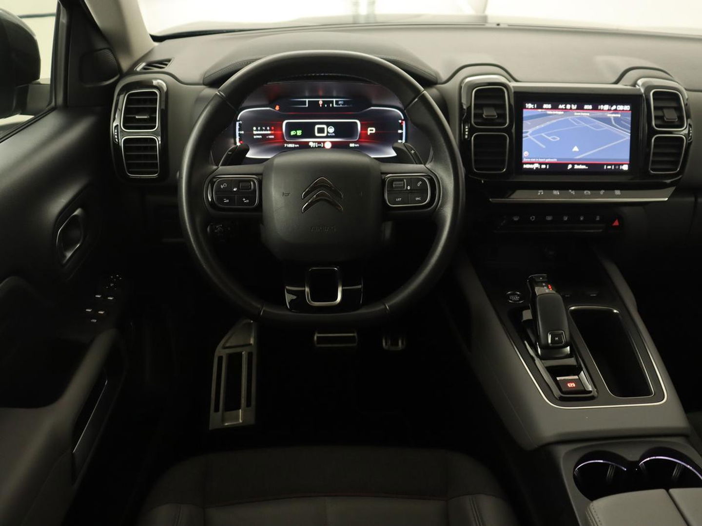 Citroën C5 Aircross 1.6 PureTech Shine | Adaptive cruise | Trekhaak | 360 Camera | Digital Cockpit | Half leder | Dodehoek detectie | Carplay | Navigatie