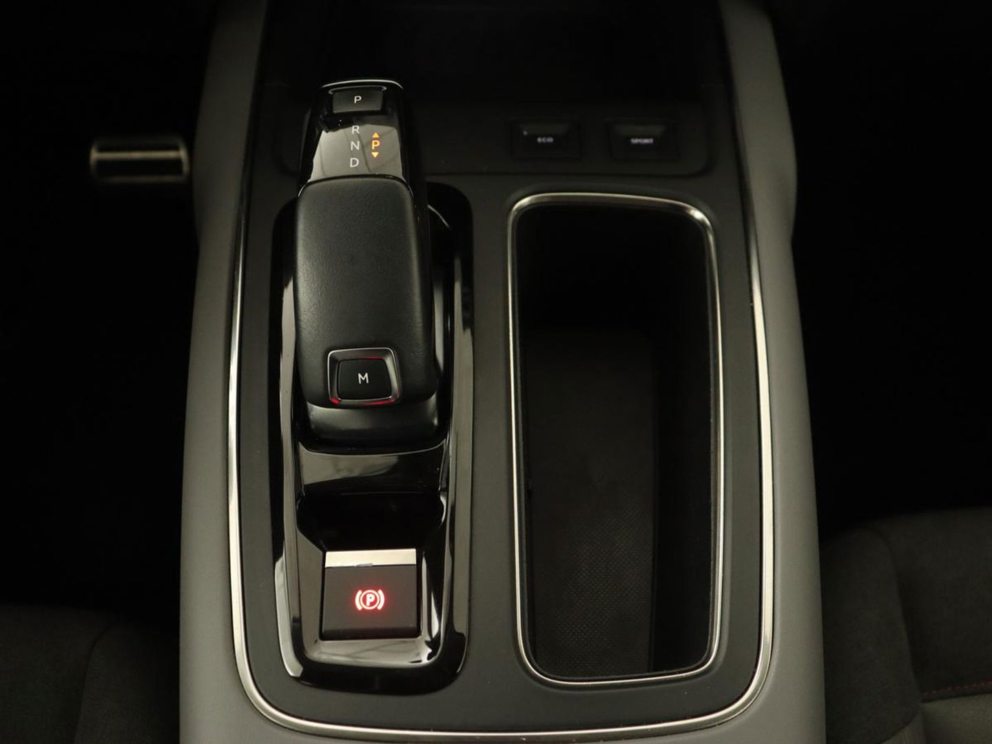 Citroën C5 Aircross 1.6 PureTech Shine | Adaptive cruise | Trekhaak | 360 Camera | Digital Cockpit | Half leder | Dodehoek detectie | Carplay | Navigatie