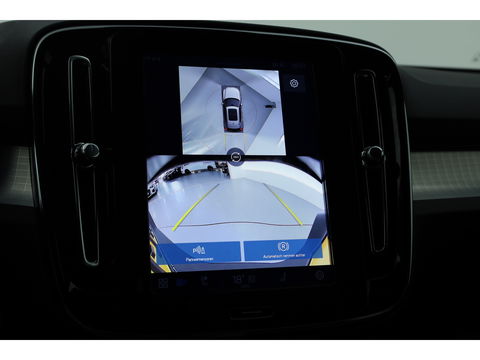 Volvo XC40 B3 Plus Black Edition | Adapt. Cruise | Harman Kardon | 360cam | Pixel LED | Stoel- Stuurverw. | 20''