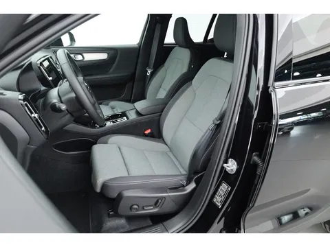 Volvo XC40 B3 Plus Black Edition | Adapt. Cruise | Harman Kardon | 360cam | Pixel LED | Stoel- Stuurverw. | 20''