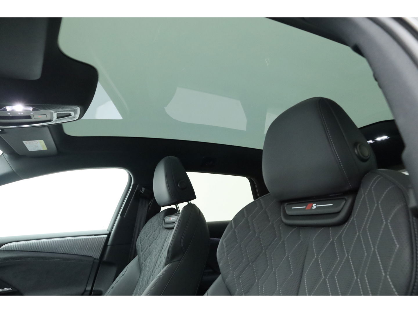 Audi A6 Avant e-tron S edition quattro 100 kWh | Pano | B&O |