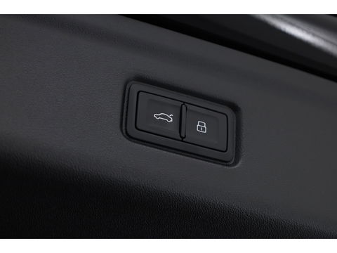 Audi A6 Avant e-tron S edition quattro 100 kWh | Pano | B&O |