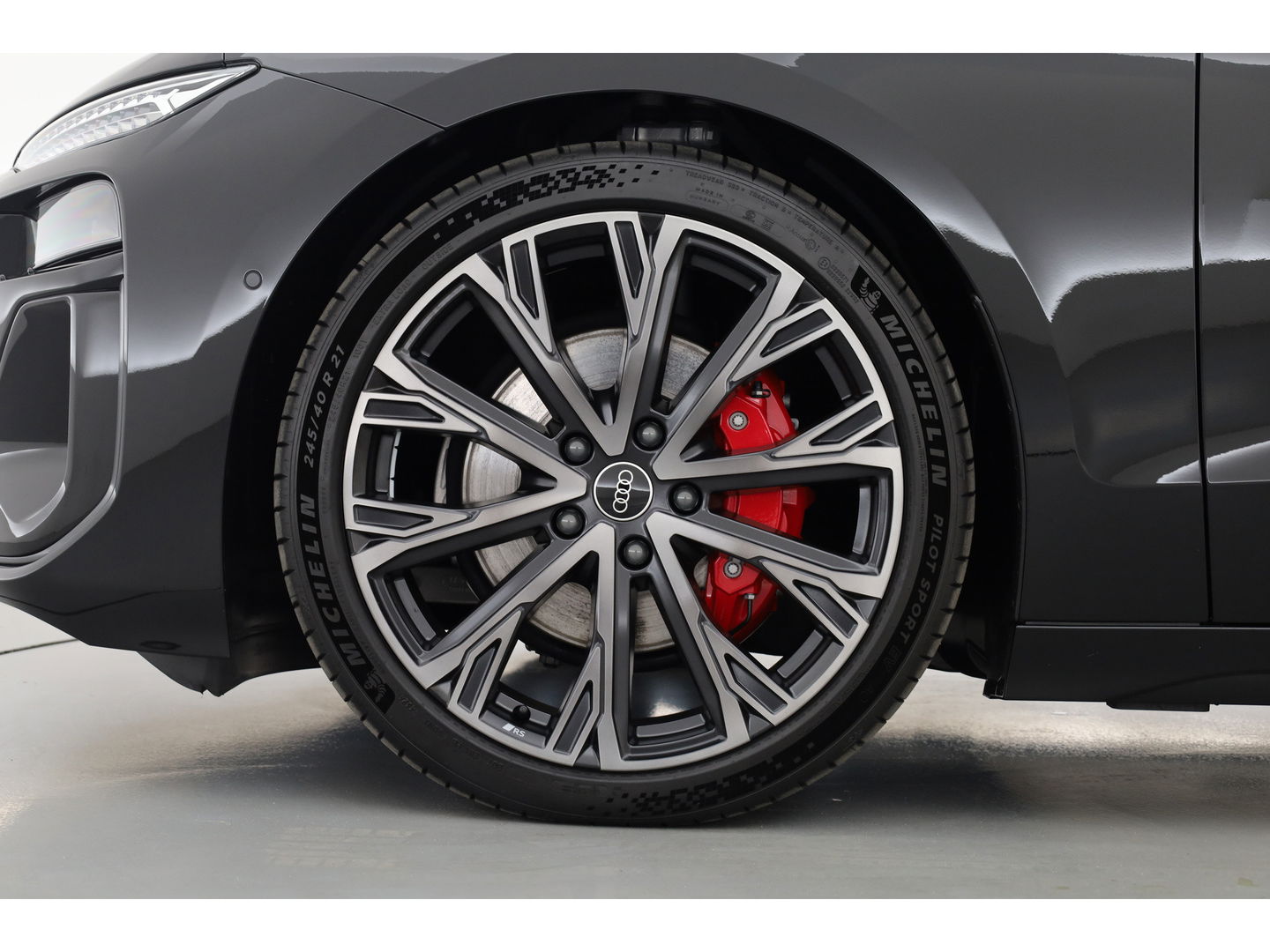Audi A6 Avant e-tron S edition quattro 100 kWh | Pano | B&O |