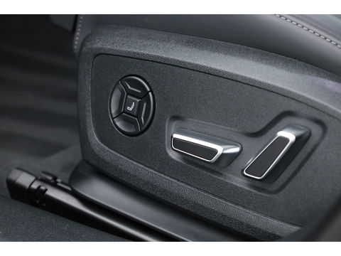Audi A6 Avant e-tron S edition quattro 100 kWh | Pano | B&O |