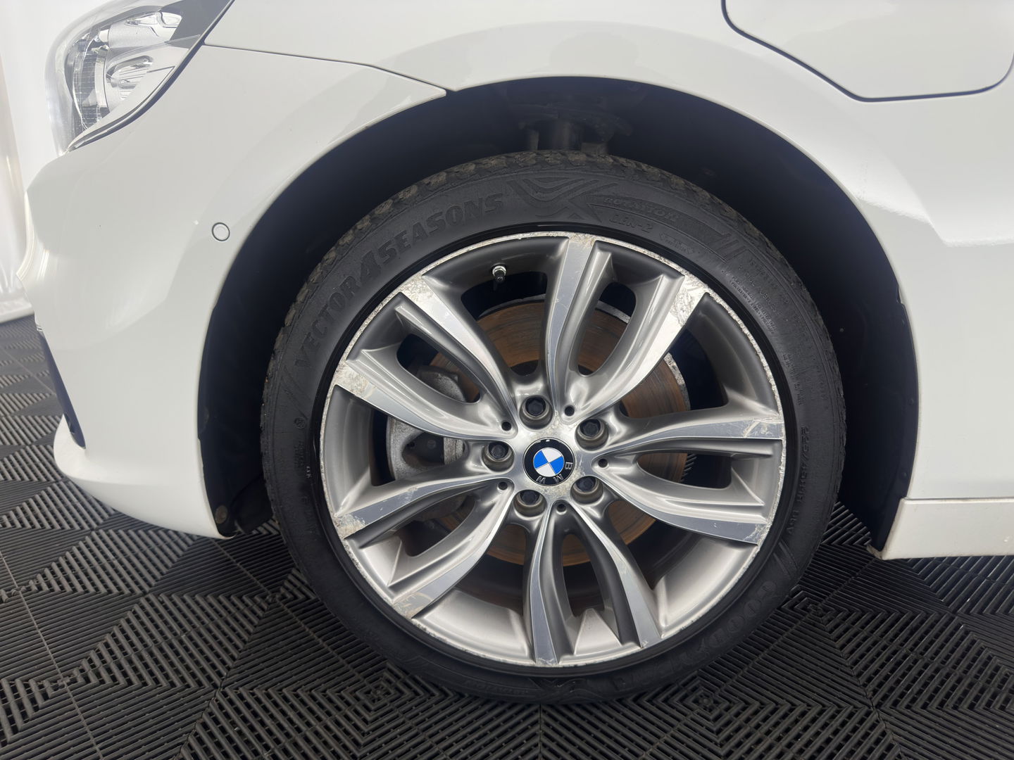 BMW 2 Serie Active Tourer 225xe Sport-Line Centennial High Executive Aut. *FULL-LED | NAVI-FULLMAP | HEATED-SPORTSEATS | ECC | PRIVACY-GLASS | PDC | CRUISE | 18''ALU*