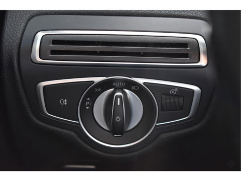 Mercedes-Benz C-Klasse 180 Business Solution AMG | NL-Auto | 360 gr. camera | Pano.dak | Afn.haak | Carplay | Full LED