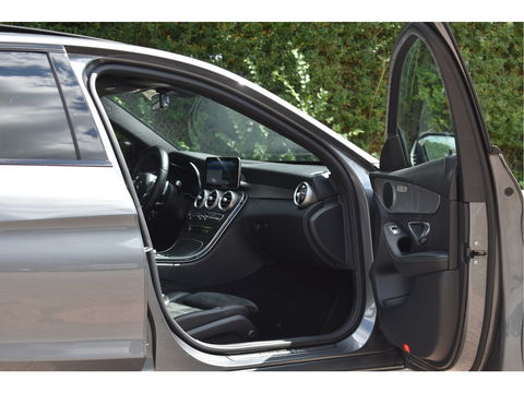 Mercedes-Benz C-Klasse 180 Business Solution AMG | NL-Auto | 360 gr. camera | Pano.dak | Afn.haak | Carplay | Full LED