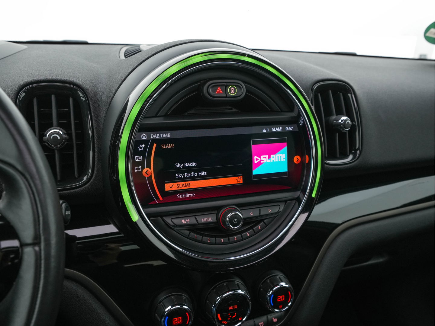 MINI Countryman 2.0 Cooper S Knightsbridge Edition JCW-Sportpack Aut. *PANO | LUXURY-LEATHER | FULL-LED | HARMAN/KARDON-AUDIO | HEATED-SPORTSEATS | KEYLESS | CAMERA | AMBIENT-LIGHT | NAVI-FULLMAP | HEAD-UP | PRIVACY-GLASS | SHIFT-PADDLES | 18''ALU*