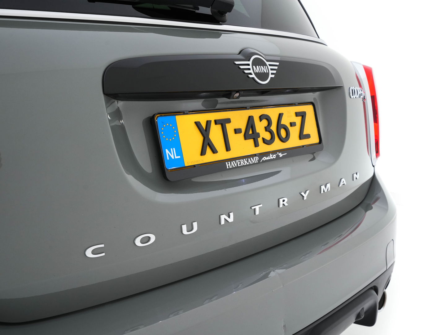 MINI Countryman 2.0 Cooper S Knightsbridge Edition JCW-Sportpack Aut. *PANO | LUXURY-LEATHER | FULL-LED | HARMAN/KARDON-AUDIO | HEATED-SPORTSEATS | KEYLESS | CAMERA | AMBIENT-LIGHT | NAVI-FULLMAP | HEAD-UP | PRIVACY-GLASS | SHIFT-PADDLES | 18''ALU*