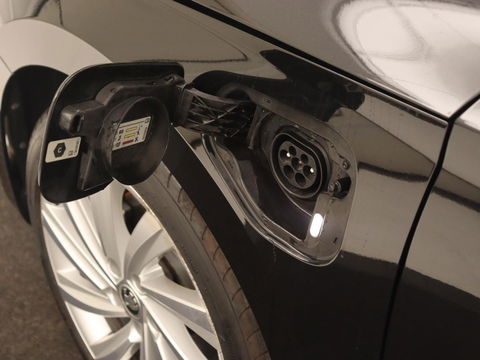 Škoda Octavia 1.4 TSI iV PHEV Business Edition | Stoel & stuurverwarming | Carplay | Navigatie | Parkeerhulp | Climate control | Cruise control