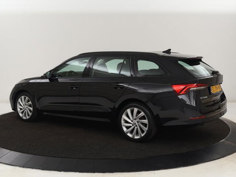 Škoda Octavia 1.4 TSI iV PHEV Business Edition | Stoel & stuurverwarming | Carplay | Navigatie | Parkeerhulp | Climate control | Cruise control