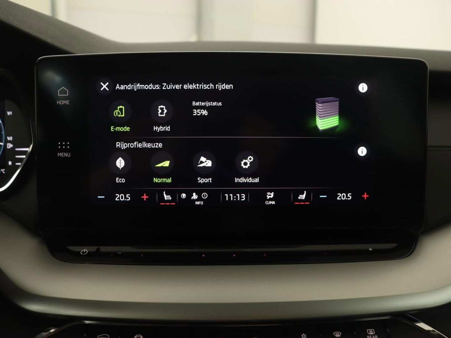 Škoda Octavia 1.4 TSI iV PHEV Business Edition | Stoel & stuurverwarming | Carplay | Navigatie | Parkeerhulp | Climate control | Cruise control