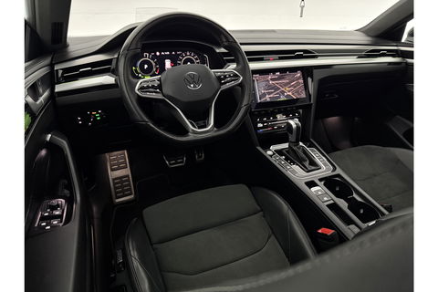 Volkswagen Arteon Shooting Brake 1.4 TSI eHybrid R-Line | 293PK | Pano | Sfeer | Virtual | Trekh | LED | HuD | Carplay | Camera