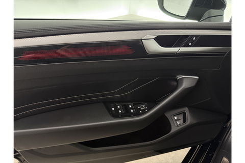 Volkswagen Arteon Shooting Brake 1.4 TSI eHybrid R-Line | 293PK | Pano | Sfeer | Virtual | Trekh | LED | HuD | Carplay | Camera