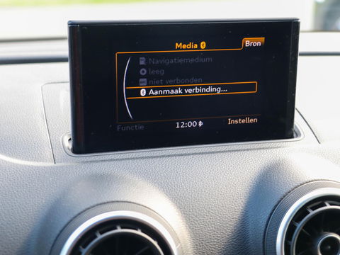 Audi A3 Limousine 1.4 TFSI Ambiente S Line Automaat Xenon ACC Navigatie