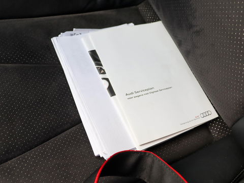 Audi A3 Limousine 1.4 TFSI Ambiente S Line Automaat Xenon ACC Navigatie