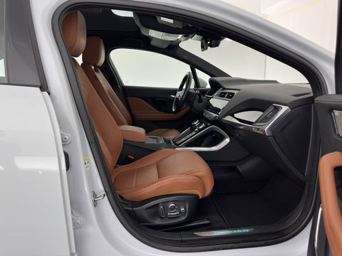 Jaguar I-PACE EV400 HSE 90 kWh {SOH-87%} Aut. *PANO | LUXURY-LEATHER | FULL-LED | MEMORY-PACK | MERIDIAN-AUDIO | DIGI-COCKPIT | KEYLESS | NAVI-FULLMAP | ECC | HEATED-COMFORTSEATS | PDC | HEAD-UP | CAMERA | CRUISE | LANE-ASSIST | 20'