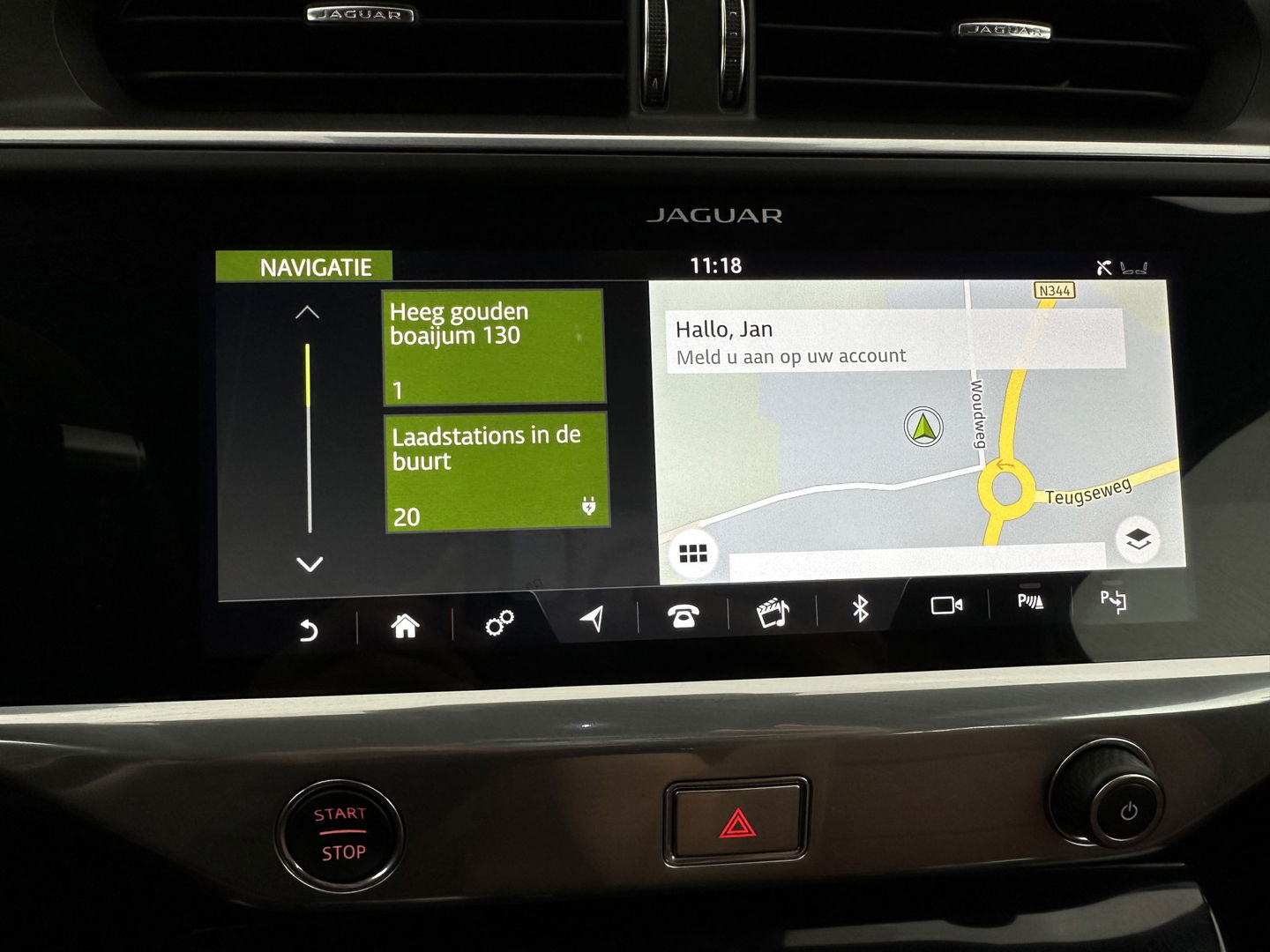 Jaguar I-PACE EV400 HSE 90 kWh {SOH-87%} Aut. *PANO | LUXURY-LEATHER | FULL-LED | MEMORY-PACK | MERIDIAN-AUDIO | DIGI-COCKPIT | KEYLESS | NAVI-FULLMAP | ECC | HEATED-COMFORTSEATS | PDC | HEAD-UP | CAMERA | CRUISE | LANE-ASSIST | 20'