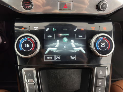Jaguar I-PACE EV400 HSE 90 kWh {SOH-87%} Aut. *PANO | LUXURY-LEATHER | FULL-LED | MEMORY-PACK | MERIDIAN-AUDIO | DIGI-COCKPIT | KEYLESS | NAVI-FULLMAP | ECC | HEATED-COMFORTSEATS | PDC | HEAD-UP | CAMERA | CRUISE | LANE-ASSIST | 20'
