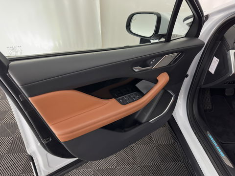 Jaguar I-PACE EV400 HSE 90 kWh {SOH-87%} Aut. *PANO | LUXURY-LEATHER | FULL-LED | MEMORY-PACK | MERIDIAN-AUDIO | DIGI-COCKPIT | KEYLESS | NAVI-FULLMAP | ECC | HEATED-COMFORTSEATS | PDC | HEAD-UP | CAMERA | CRUISE | LANE-ASSIST | 20'