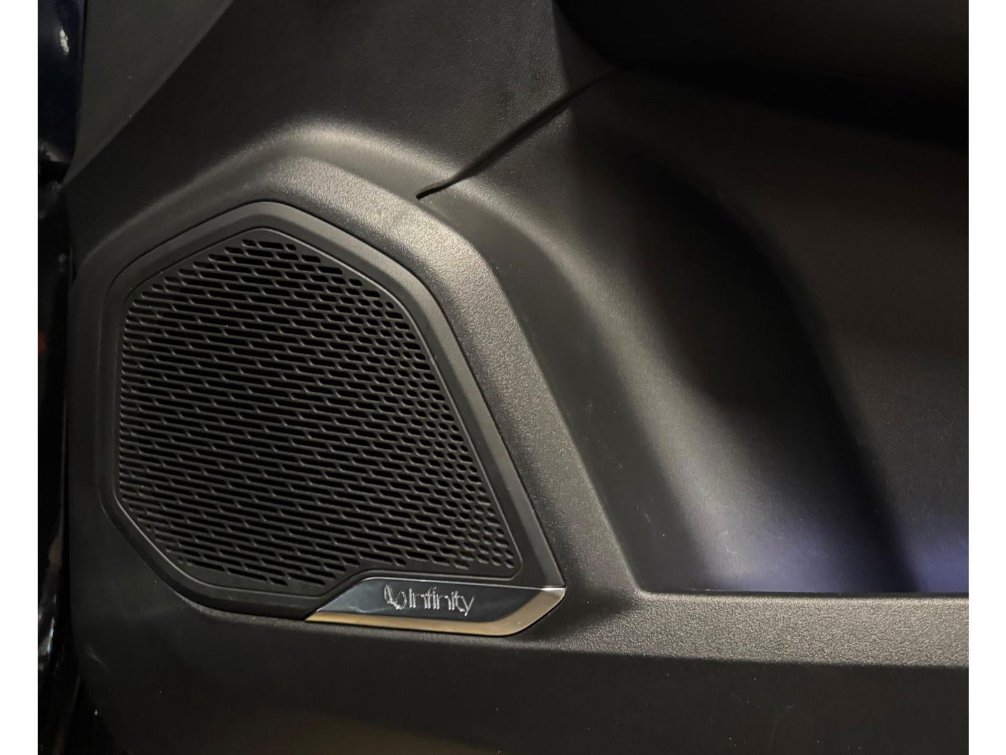 Lynk & Co 01 1.5 PANO KEYLESS CAM
