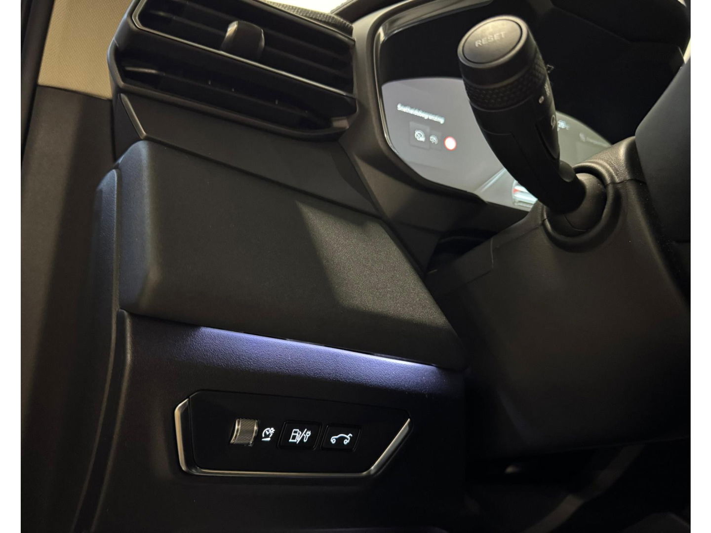 Lynk & Co 01 1.5 PANO KEYLESS CAM