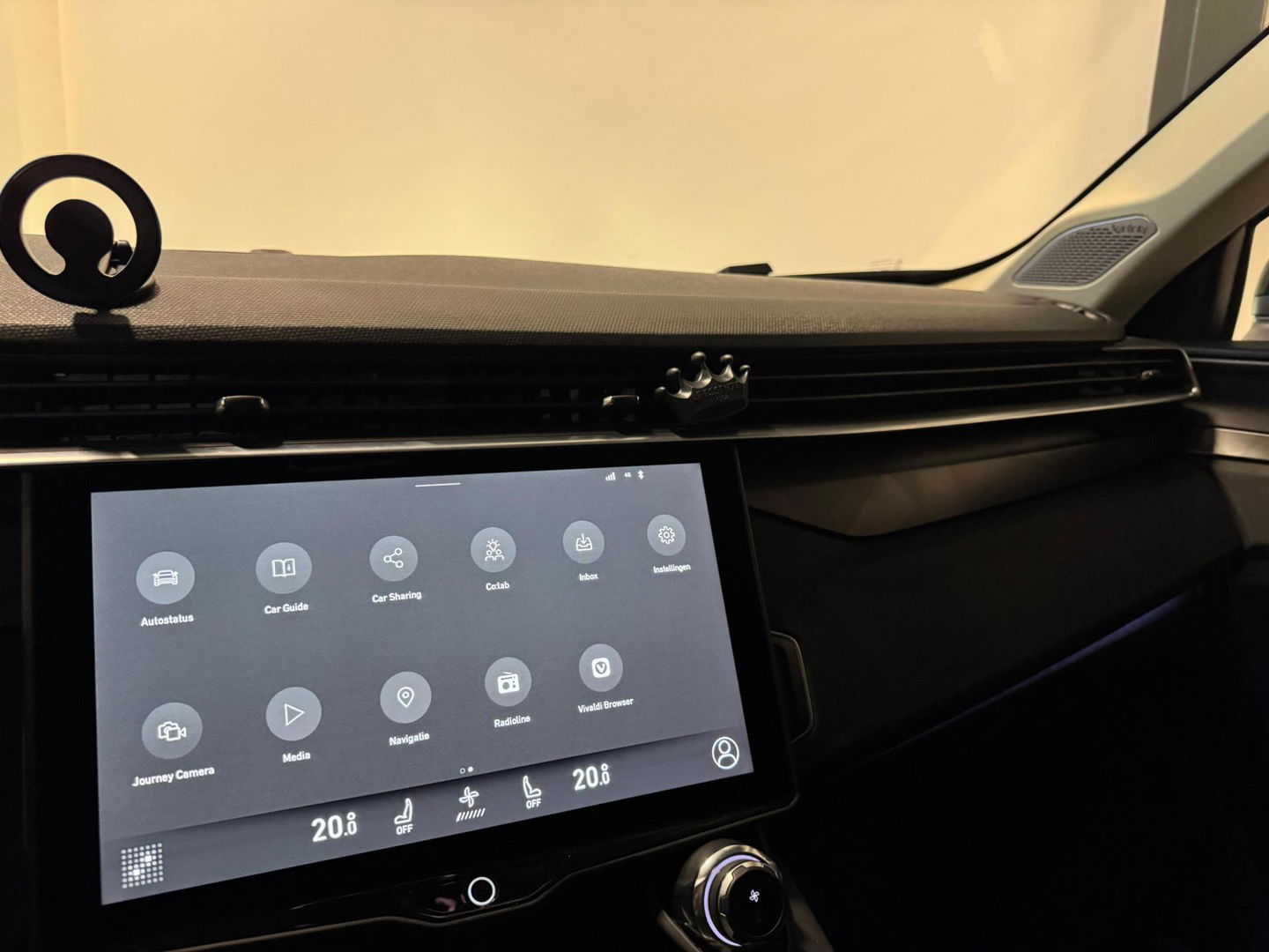 Lynk & Co 01 1.5 PANO KEYLESS CAM