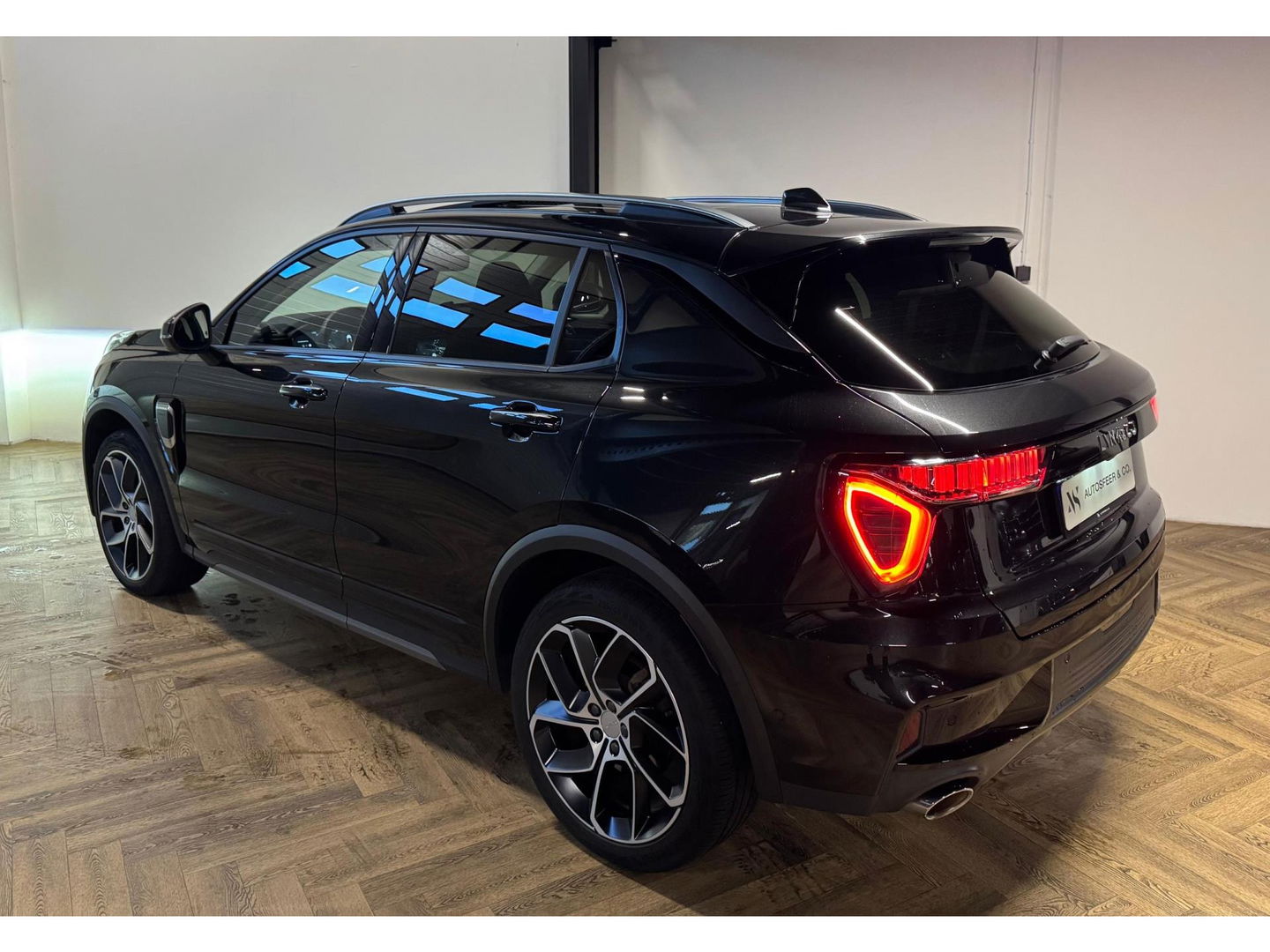 Lynk & Co 01 1.5 PANO KEYLESS CAM
