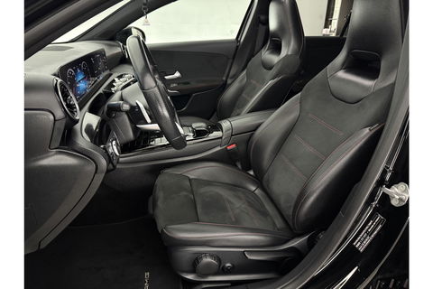 Mercedes-Benz A-Klasse 180 AMG | NAP |  Pano | Virtual | Camera | LED | Navigatie | Stoelverwarming