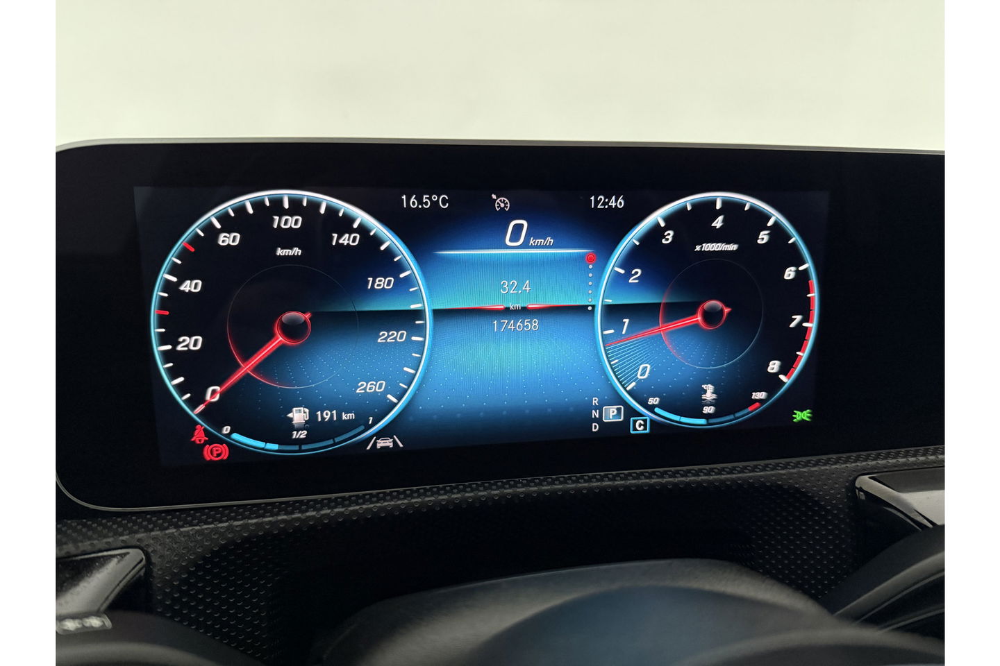 Mercedes-Benz A-Klasse 180 AMG | NAP |  Pano | Virtual | Camera | LED | Navigatie | Stoelverwarming