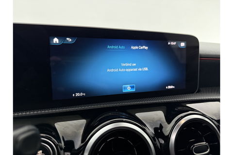 Mercedes-Benz A-Klasse 180 AMG | NAP |  Pano | Virtual | Camera | LED | Navigatie | Stoelverwarming