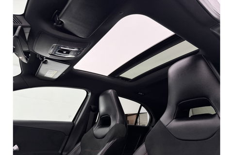Mercedes-Benz A-Klasse 180 AMG | NAP |  Pano | Virtual | Camera | LED | Navigatie | Stoelverwarming
